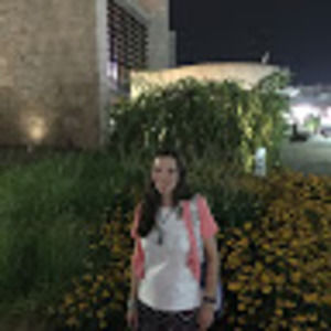 Meet your Posher, Alyssa